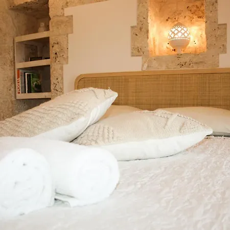 Enjoytrulli - Countryside Villa